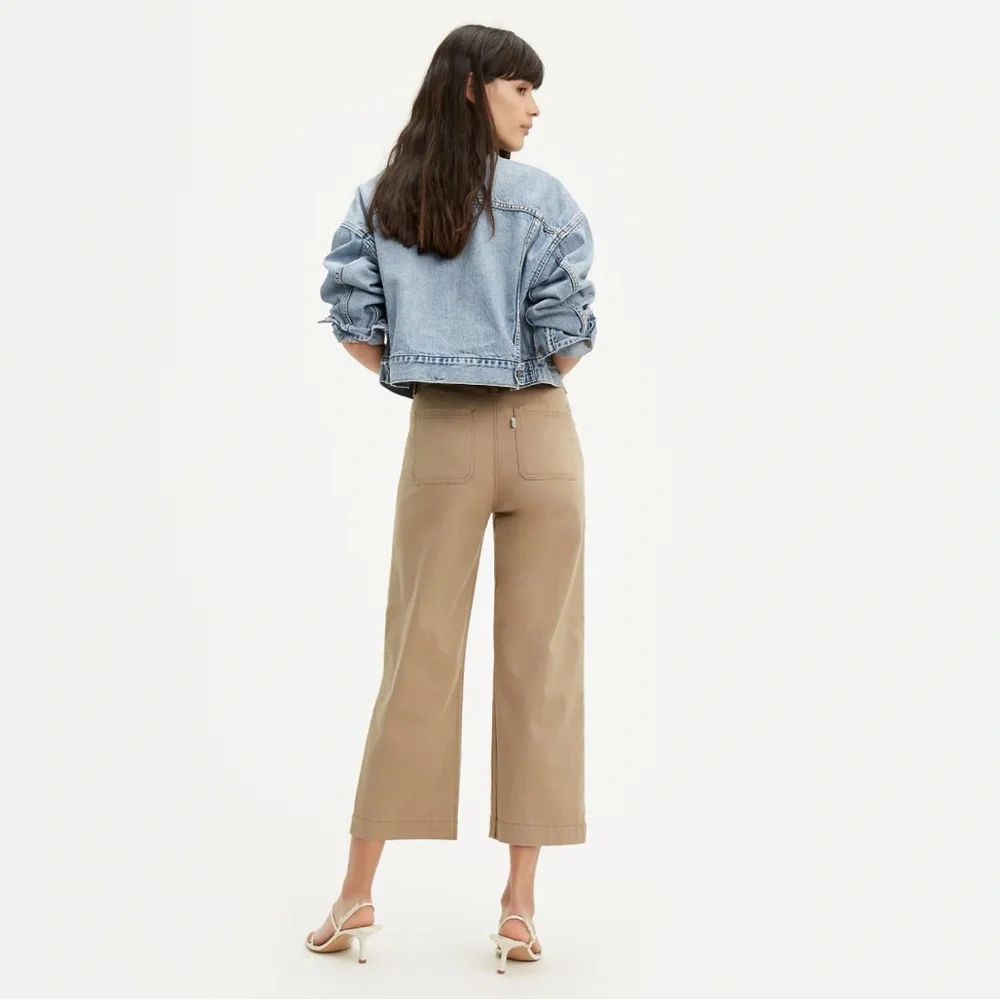 Women’s Levi’s Ribcage Wide Leg Cropped Pants Size 26 x 26